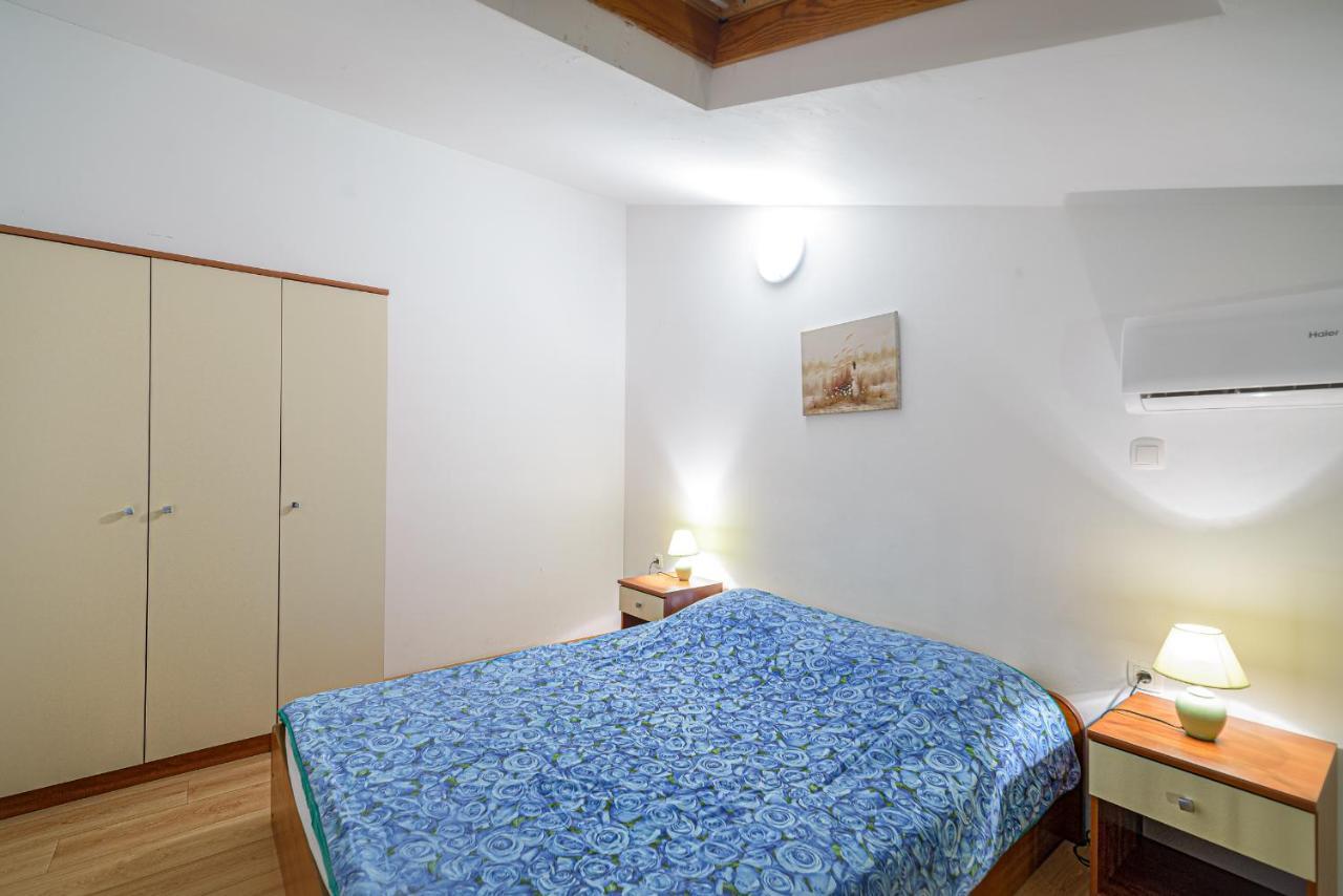 Studio Holiday Adriatic Pag Town Exterior foto